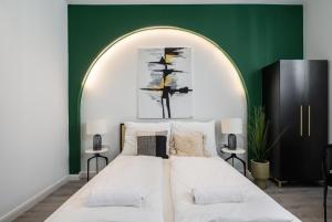 R6 - Boutique Apartments, Best Location By BQA