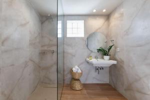 New Crete apartment in Stavromenos Coast wpool