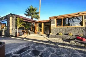 Ermita Perdomo - Масдаче