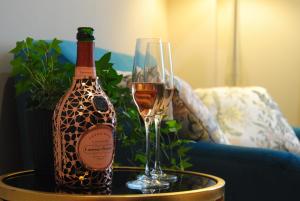 Stylish central apartment in Art Nouveau building