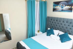 Nomads Luxurious Homes, TRM Drive, 725-305-284