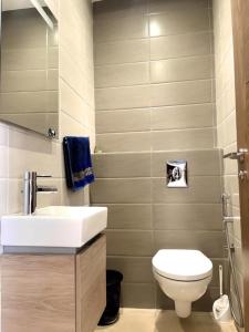 2 bedrooms with huge terrace access to the pool