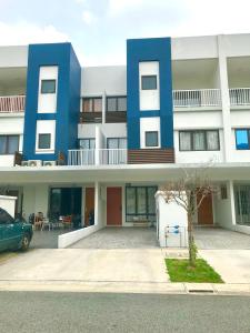 Little Boo Homestay @ Kota Warisan