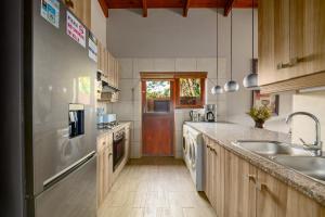 San Lameer Villa 3314 - 2 Bedroom Superior - 4 pax - San Lameer Rental Agency