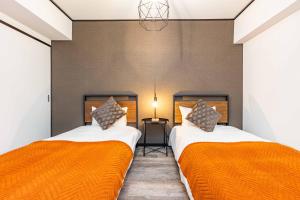 River Side Namba 301