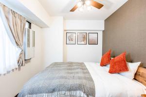 River Side Namba 301