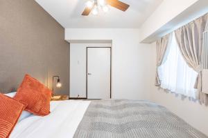 River Side Namba 301