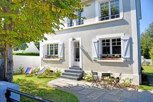 Maisons de vacances NEW Remodeled Home 4Bed/3.5Bath, Walking to BEACH! : photos des chambres