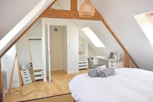 Maisons de vacances NEW Remodeled Home 4Bed/3.5Bath, Walking to BEACH! : photos des chambres