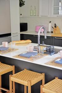 Maisons de vacances NEW Remodeled Home 4Bed/3.5Bath, Walking to BEACH! : photos des chambres