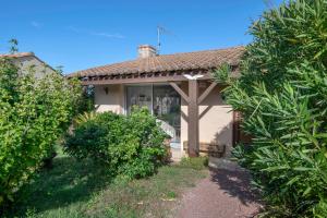 Maisons de vacances Prefailles - Maison 6 Pers - 200m des plages : photos des chambres