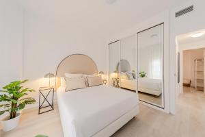 ISG Apartments Bécquer Free Parking inside the building