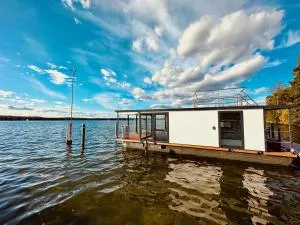 Hausboot Chalet im See - 迪恩道夫拉罗