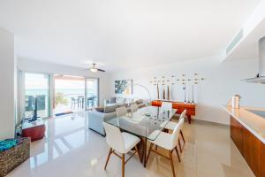 Casa Altamar Penthouse Oceanfront 123 Norte @ Mareazul Beachfront