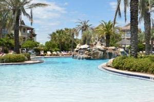 Villages of Crystal Beach: Kono Cabana