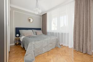 Apartment in the Centre of Warsaw by Renters