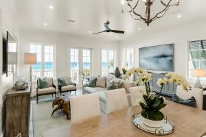 Carillon Beach 01: Beachfront Blessings