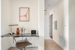 Santa Clara 1br w gym pool wd nr tech HQs SFO-1250