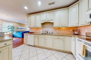 Bayside Resort - 31568 Winterberry Pkwy. #307