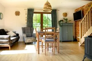 Domek na Kaszubach Hubertówka w Lipuszu - Żukówko