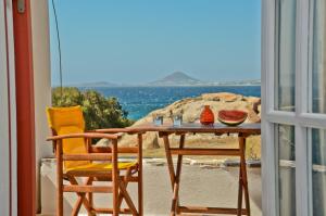 Ydreos Studios & Apartments