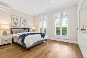 Spacious Luxury Hampton Home - Park Front - Mentone