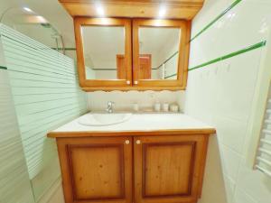 Appartements Appartement 3 Pieces avec Piscine et Parking - Les Saisies, 7 pers - FR-1-594-75 : photos des chambres