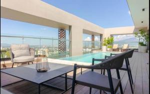 Luxurious and Spacious Condo