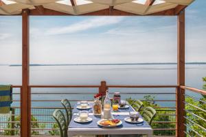 Village & Glamping Riva Blu