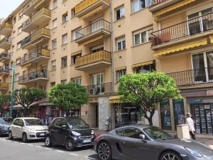 Studio centre ville entièrement rénové au calme