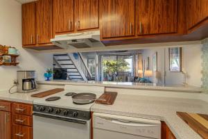 Kailua Bay Resort 4-303