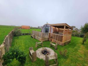 The Galloway Steading - The Stag Hoose family cabin with Preheated Hot Tub and Fire Pit