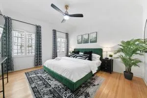 Beverly Hills Stylish & Central 1 BR Apt + Parking - 比弗利山庄
