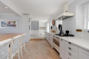 Villa by the Ocean, Blouberg Village