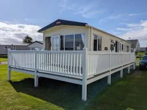 Beautiful Pet Friendly Southerness Caravan With Sea View & Decking Area - Mainsriddle