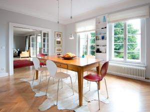 Ferienwohnung Villa Hoyerberg - besondere Villen-Wohnung mit Garten und Ausblick