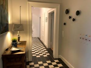 Ferienwohnung Villa Hoyerberg - besondere Villen-Wohnung mit Garten und Ausblick