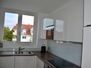 Ferienwohnung 180 Grad im 2 OG mit Panoramafenster See und Bergblick
