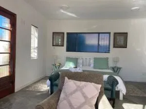 4 on Belmont Avenue - Helderberg College