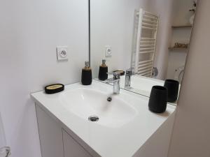 Appartements Studio cosy a 5 minutes de DISNEYLAND PARIS : photos des chambres