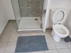 Appartements Studio cosy a 5 minutes de DISNEYLAND PARIS : photos des chambres