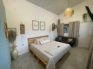 Casa Serena B&B - El Quequeishque