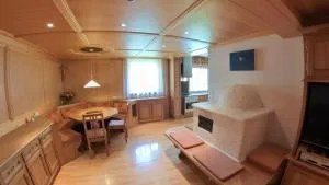 Appartment Brüsl - Strass