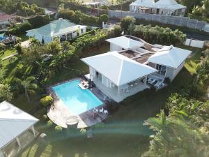 Villa Bahia, luxueuse maison d'architecte. - Vily, Petit-Bourg