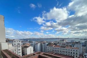 Magnificent view, in the center