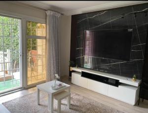 Ultra modern & super cozy apartment wz a private garden