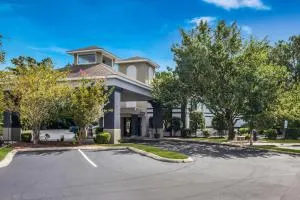 Quality Inn near MCAS Cherry Point - 格林维尔