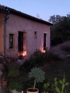 Chambres d hotes near Mâcon with secure Parking