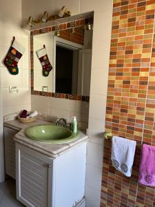 Lovely furnished 2-bedroom apartment with balcony