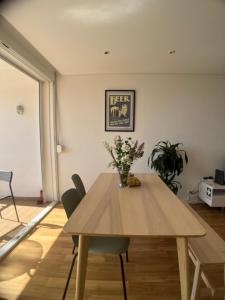 Carcavelos Nova University super location T2